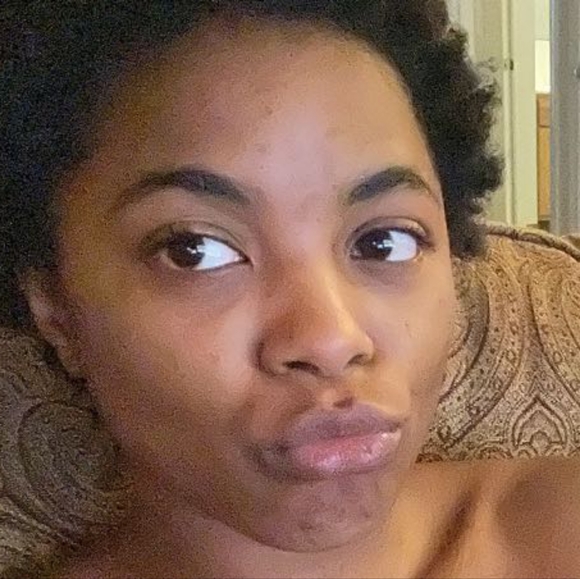 Meet your Posher, Zoe - Picture 1 of 1